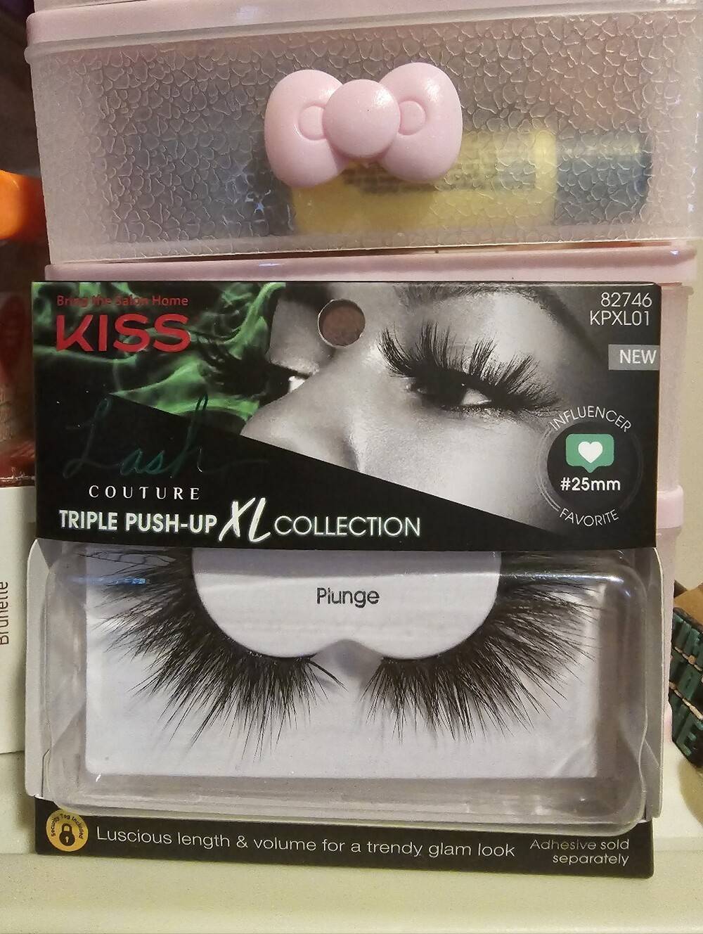 Kiss Triple Push-Up XL False Lashes in Black Plunge